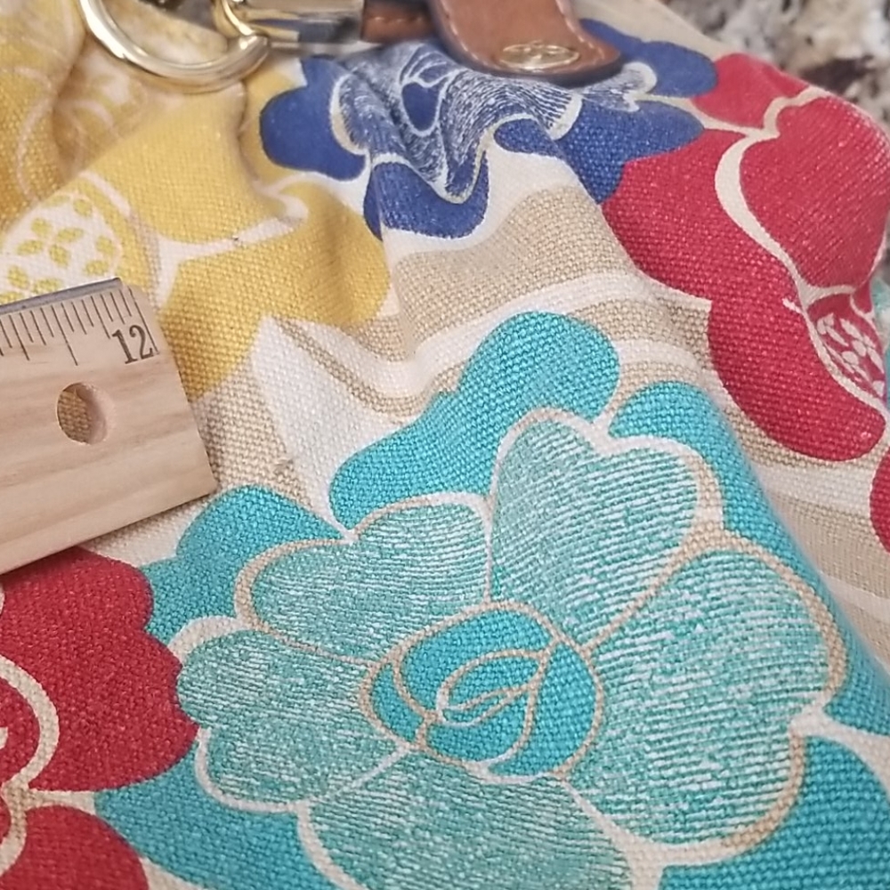 Flower Pattern Purse - Picture 15 of 16